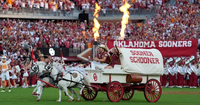 Oklahoma-Sooner-Schooner-1